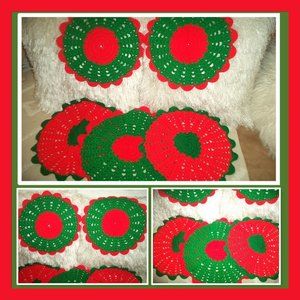 SET OF 5 CHRISTMAS DOILIES ROUND CROCHET RED & GREEN VINTAGE HANDMADE 17" LARGE